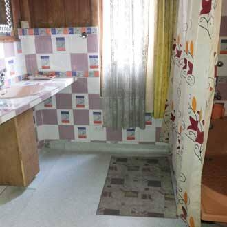 New Luxurious Palace Houseboat, Srinagar 3